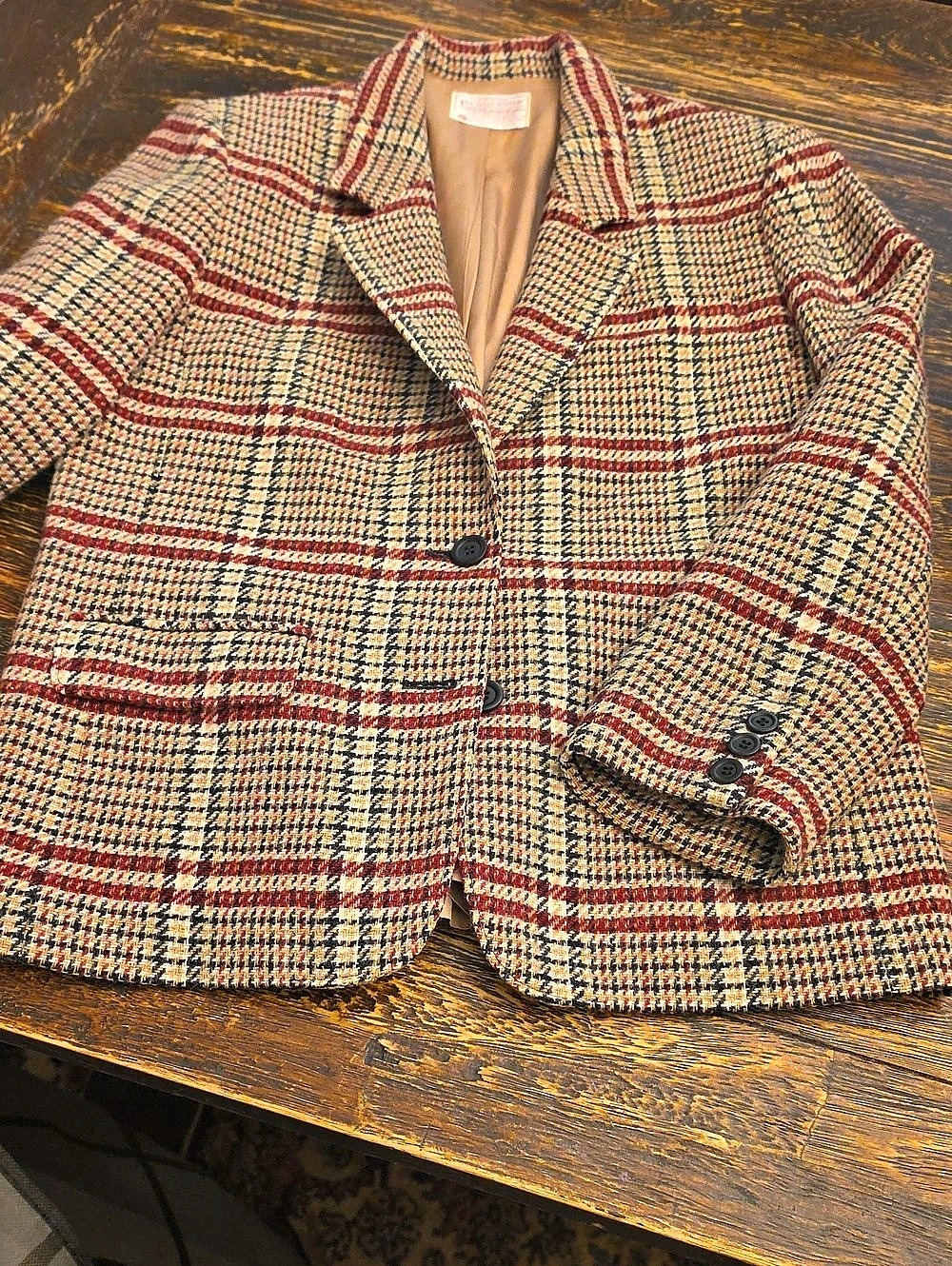 Pendleton Petite Pendleton Plaid Virgin Wool Blazer in Cream & Red Petite S